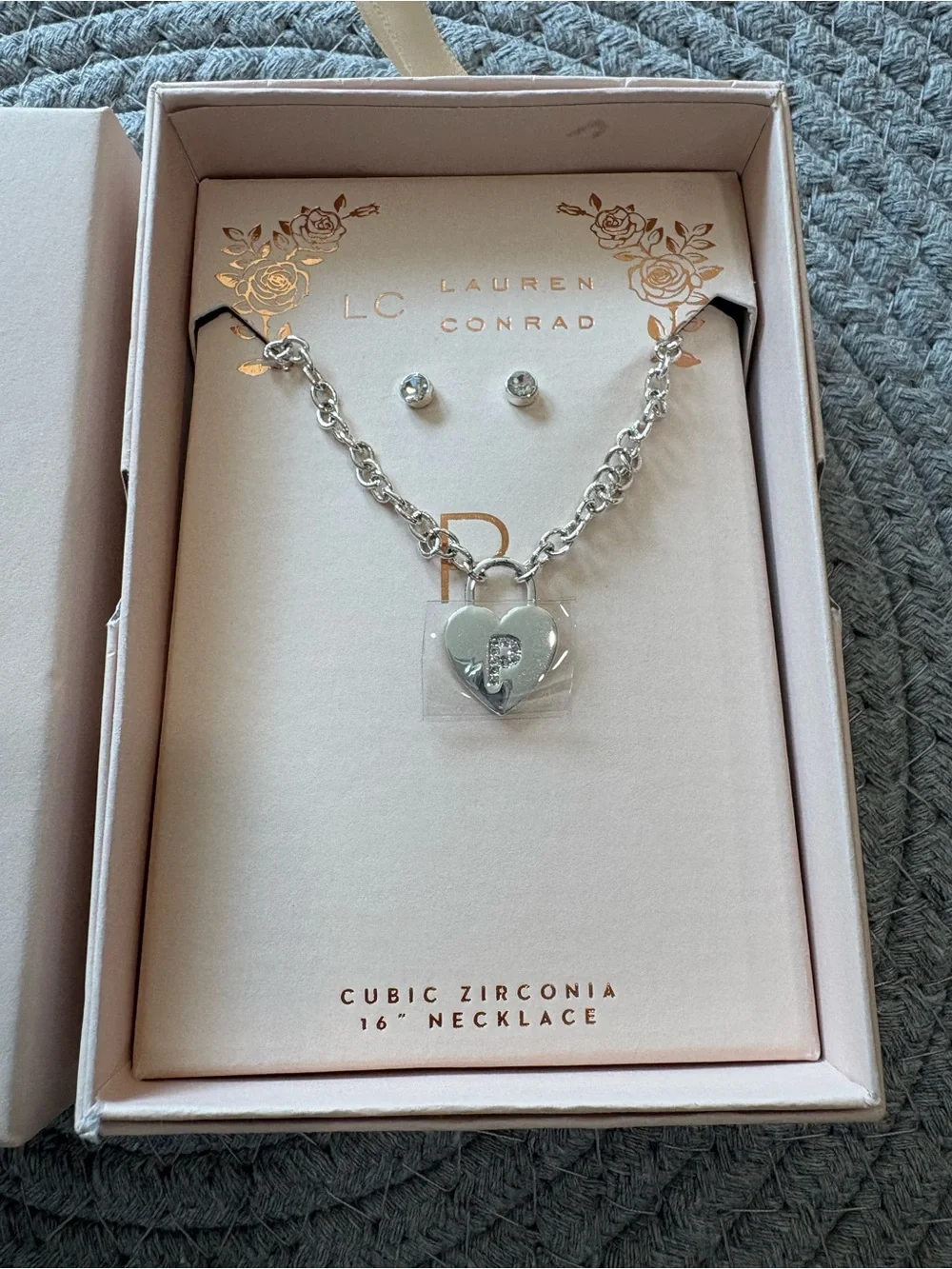 ⭐️ Initial P Silver Heart Padlock Necklace with Stud Earrings by Lauren Conrad - Picture 1 of 2